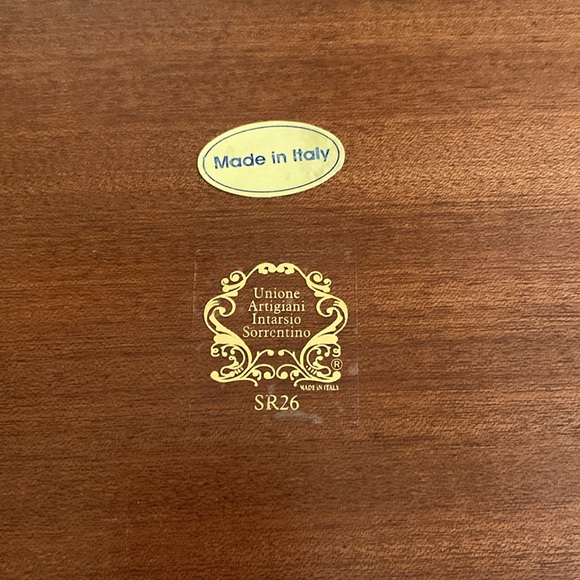 Cigar Humidor - Picture 4 of 6